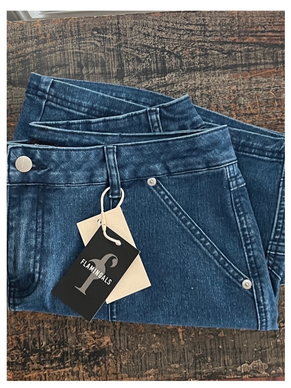 NWT FLAMINGALS High-Rise Cargo Denim Shorts in Dark Wash XL - Picture 6 of 6
